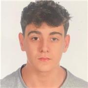 Profesor de Matemáticas, con Español y Catalán nativo, con 2 años de experiencia en Bachillerato, ofrezco clases particulares de Matemáticas y Física para estudiantes en Barcelona, con disponibilidad online. Cuento con experiencia de un año como profesor
